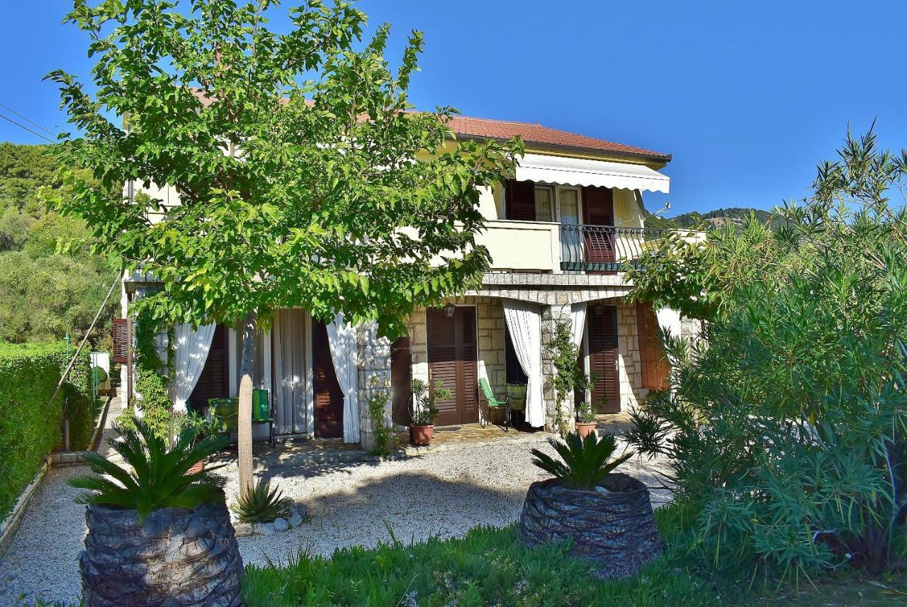 Apartments Zenko Rab Town Exterior photo
